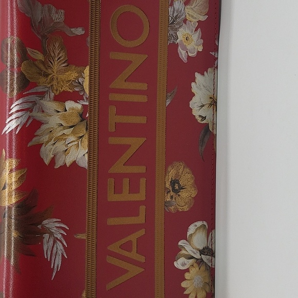 1440- Valentino by Mario Valentino Genuine Italian Leather NWT - Picture 5 of 13
